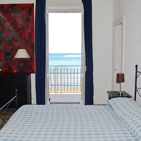 Maridea - Il Delfino Apartment Ponza